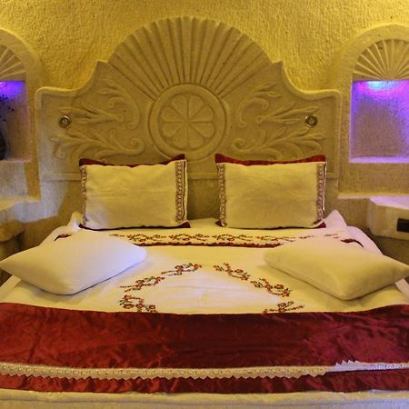 Dilek Tepesi Cave Hotel Ayvali Luaran gambar